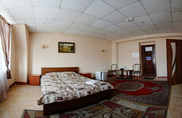 Гостиница Жар-Птица Омск-202